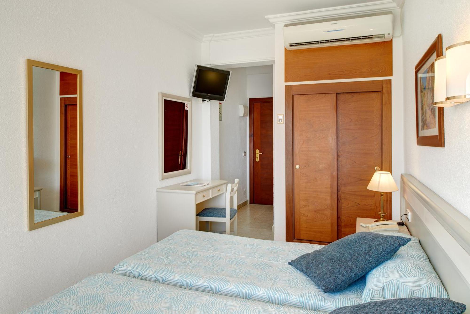 Hotel More Alcúdia Pokoj fotografie